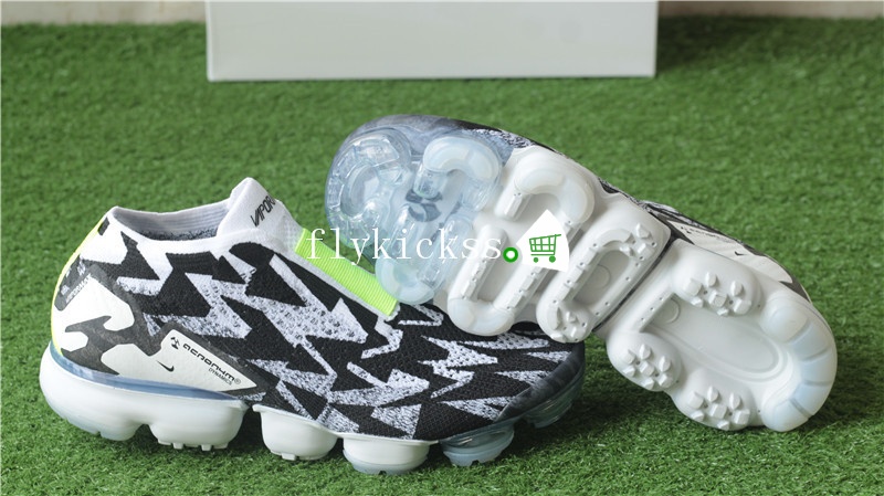 Acronym x Nike Air VaporMax Moc 2 FK